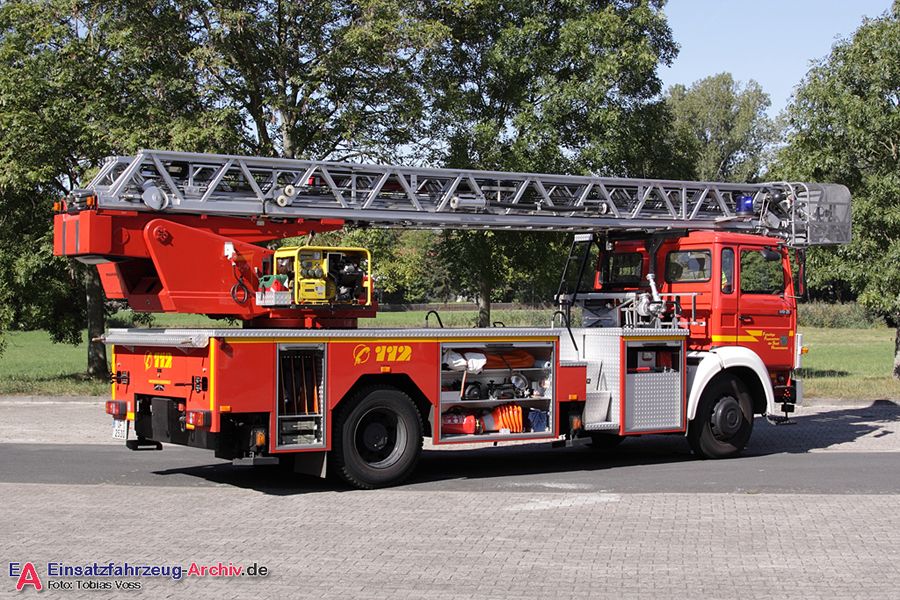 Florian Heusenstamm 02/30-01