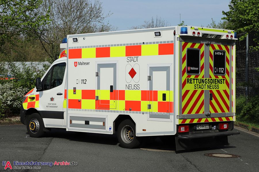 Rettung Kreis Neuss 06 RTW 03