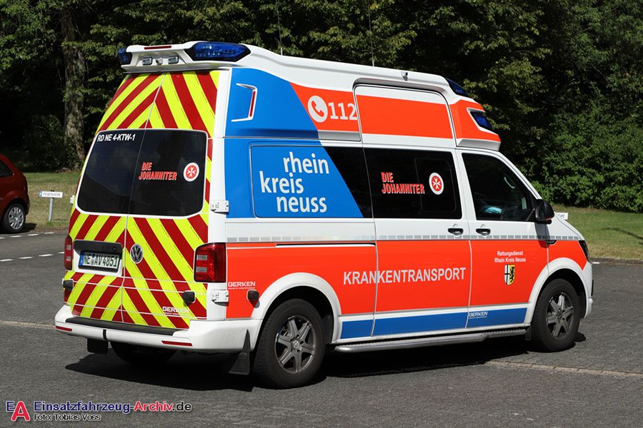 Rettung Kreis Neuss 04 KTW 01 (a.D.)