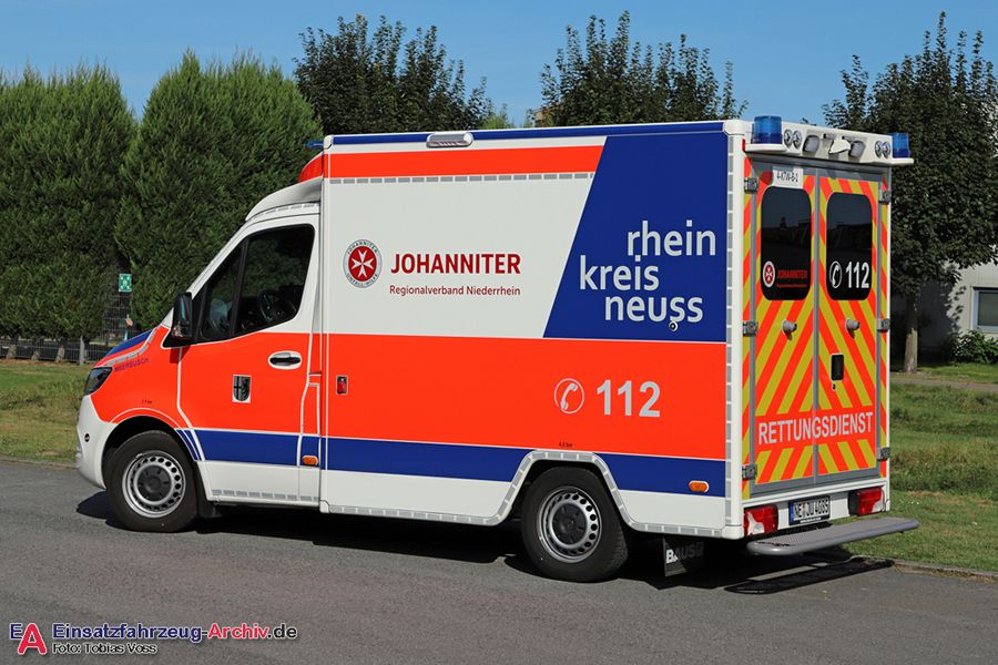 Rettung Kreis Neuss 04 KTW-B 01