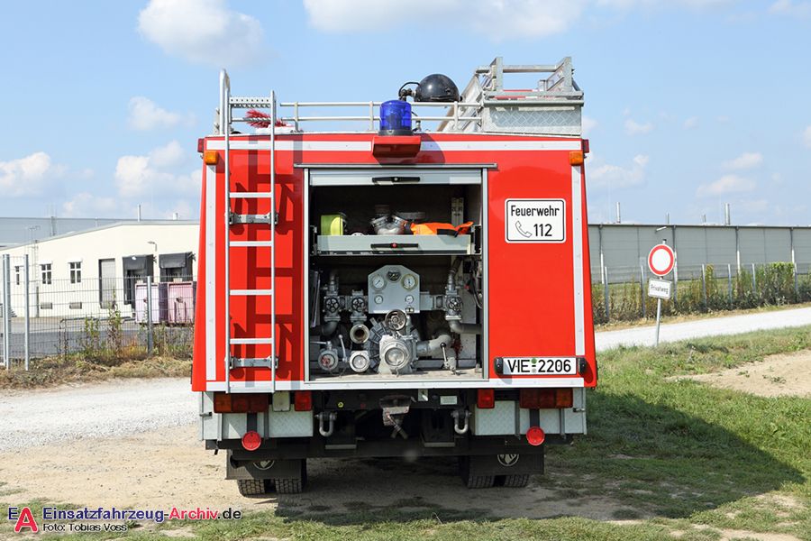 Florian Grefrath 02 HLF20 02 (a.D.)