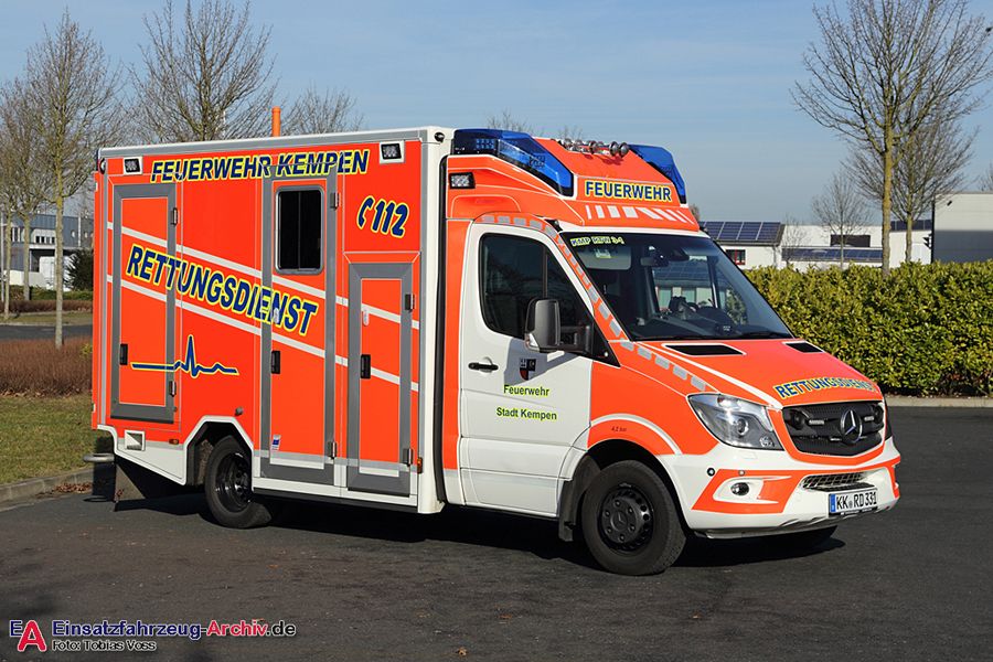 Rettung Kempen 03 RTW 02 (a.D.)
