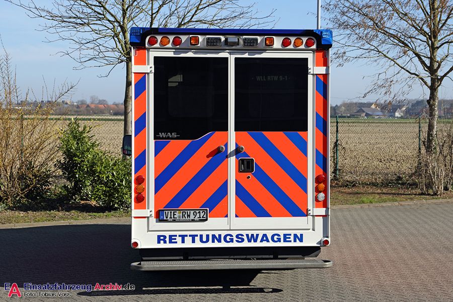 Rettung Willich 09 RTW 01 (a.D.)