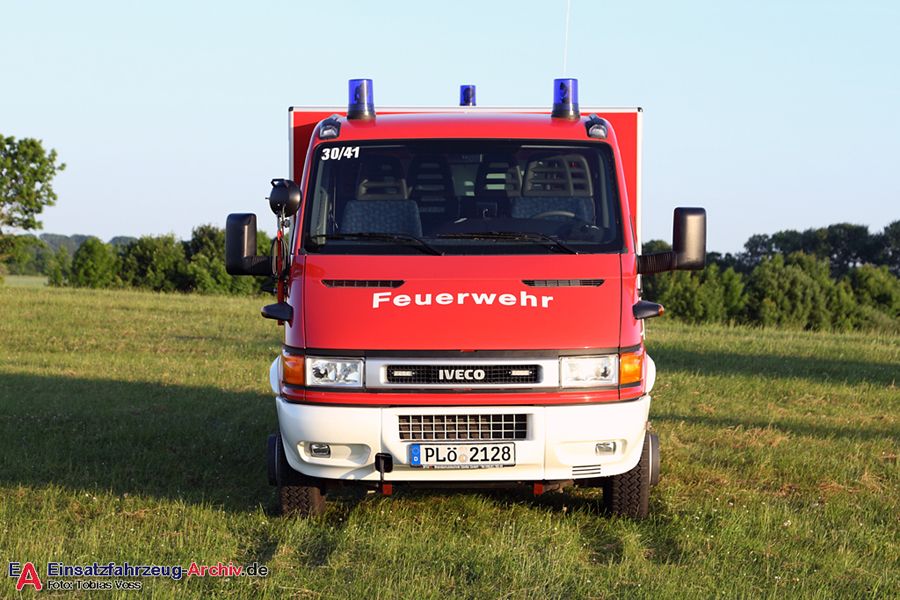 Florian Plön 30/41-01