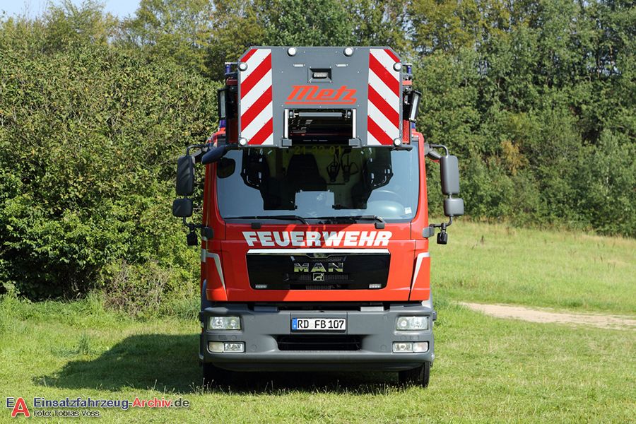 Florian Rendsburg 21/32-01 (alte Beklebung)