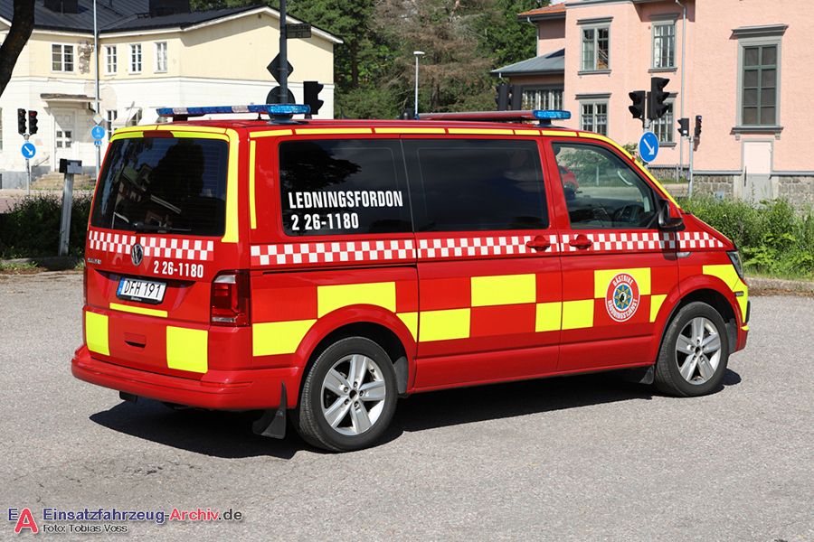 2 26-1180 - Ledningsbil