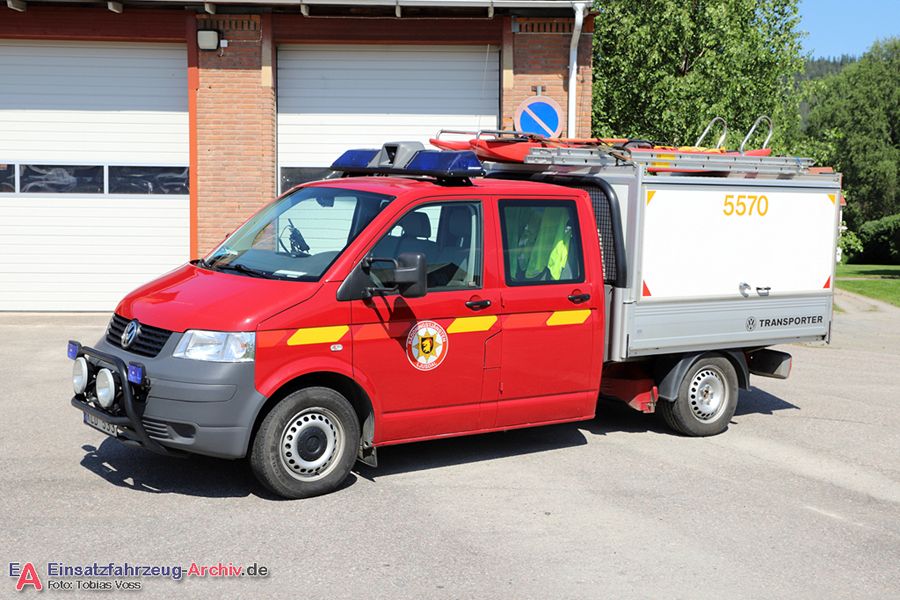 2 26-5570 - Transportbil