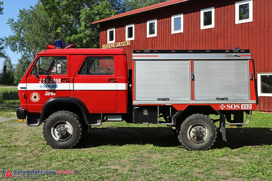 2 26-2450 - Terrängbil (a.D.)