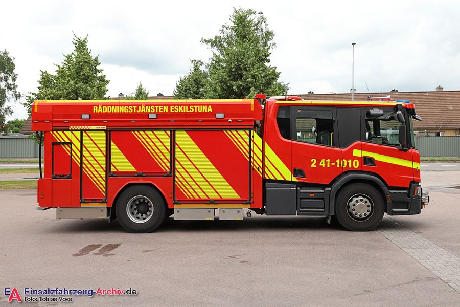2 41-1010 - Släck-/Räddningsbil