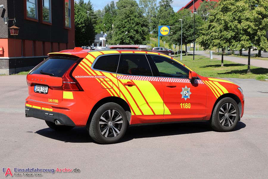 2 41-1180 - Ledningsbil
