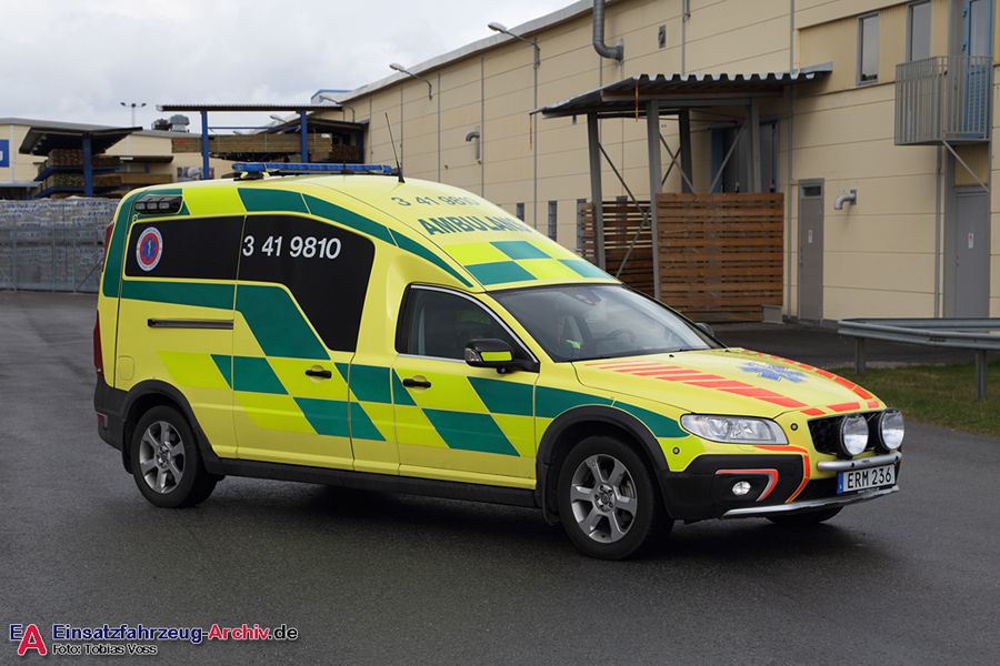 3 41-9810 - Ambulans (a.D.)