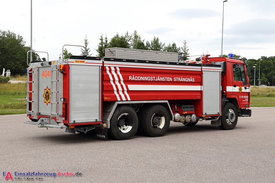 2 41-4040 - Tankbil (a.D.)