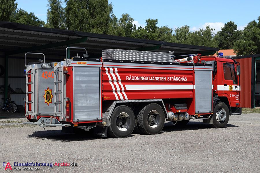 2 41-4240 - Tankbil (a.D.)