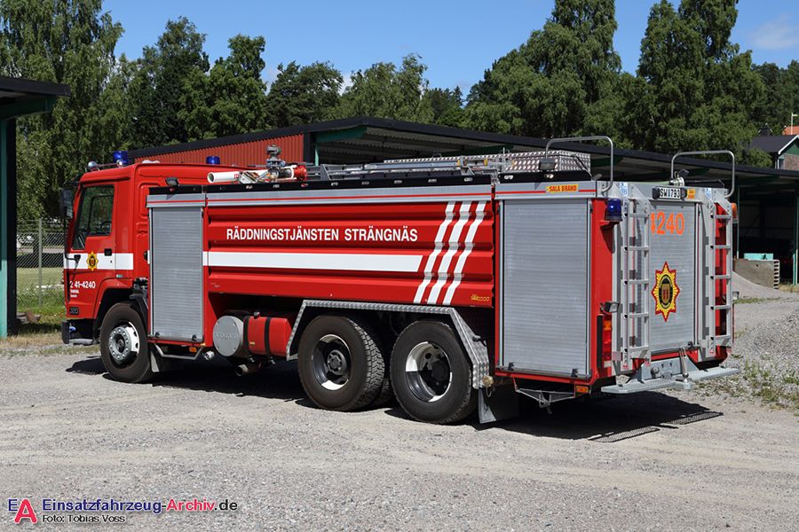 2 41-4240 - Tankbil (a.D.)