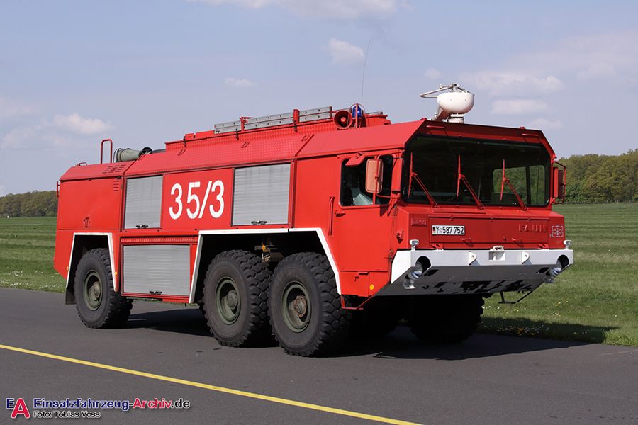 Shooting-Tour 2011 | Feuerlöschkraftfahrzeug (FlKFZ 3500) | 35/03