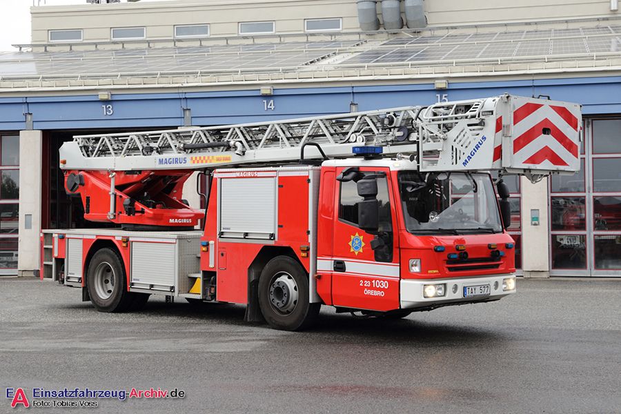 2 23-1030 - Stegbil